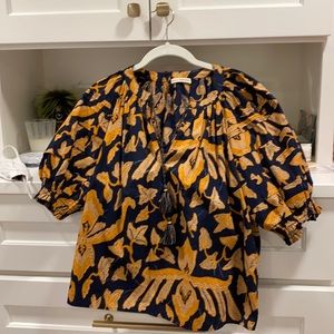 Ulla Johnson size 2 navy print top.